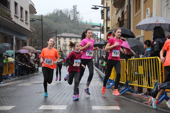 700 haur inguru XXXI. Ero Et 32 1516542021514