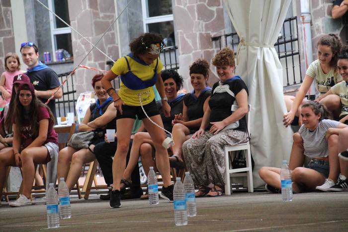 Lotsak ez du lekurik salontz 1 1565373535652