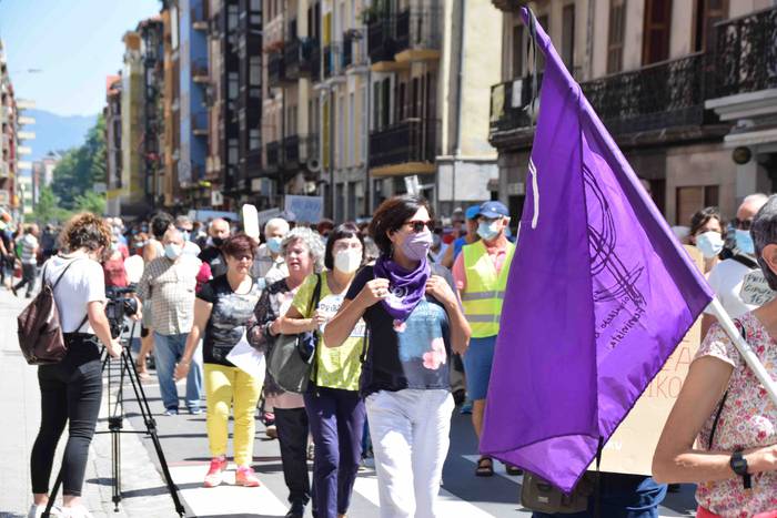 Zerbitzu publikoen aldeko mo 46 1593257997762