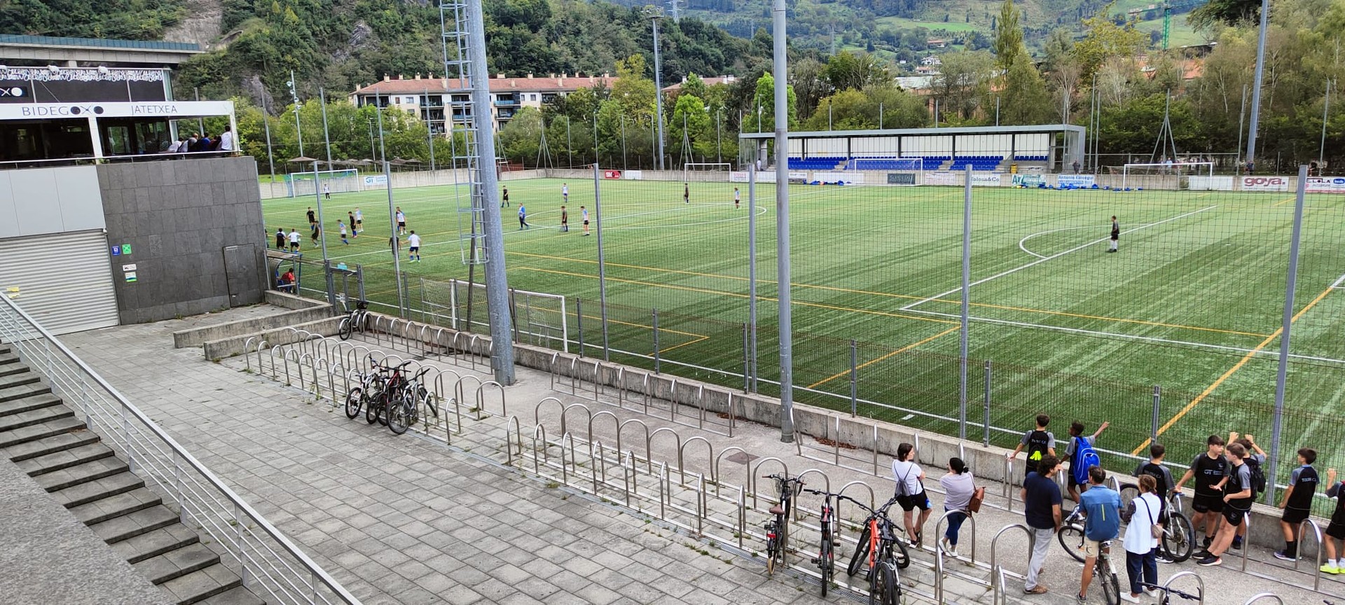 Tolosa CF-ko futboleko taldeak Usabalera sartu dira