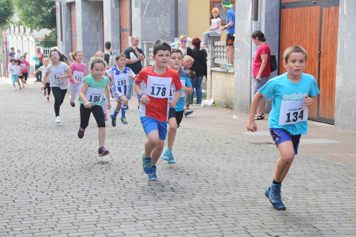 Asteasu San Pedro jaiak haur 34 1498651962633