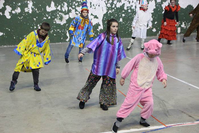 Hotzari aurre egiteko, dantz 2 1517596098778