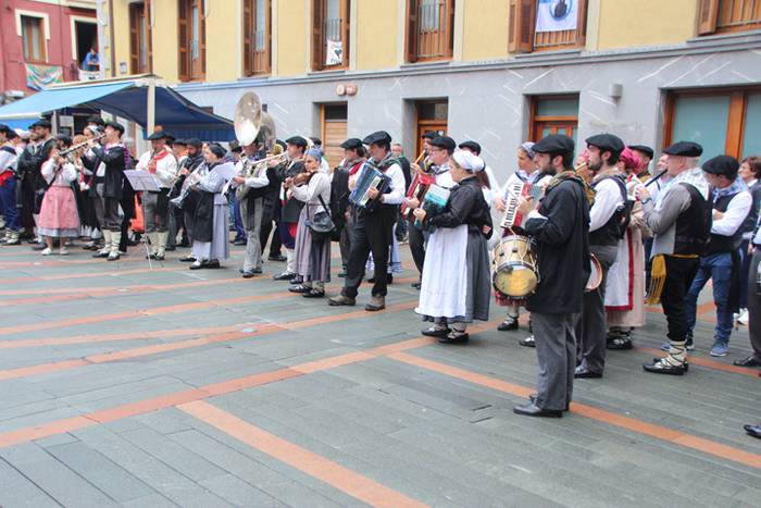 Udaberri Dantza Dezagun Tolo 101 1504963617228