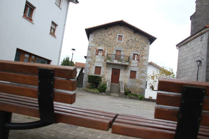 Udaleku irekietarako begiraleak behar dituzte