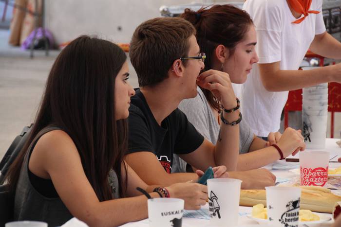 ELBARRENAKO JAIAK 2017. GAZT 3 1504881887411