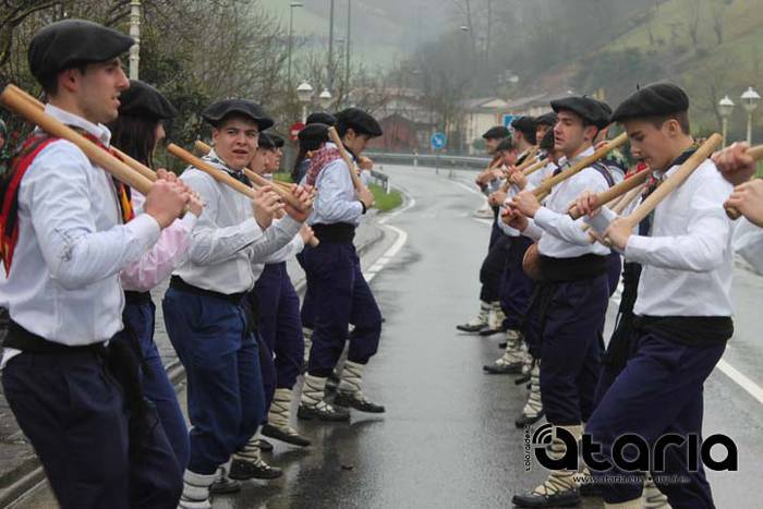 Talaiak tanten azpian ere da 6 1518353895310