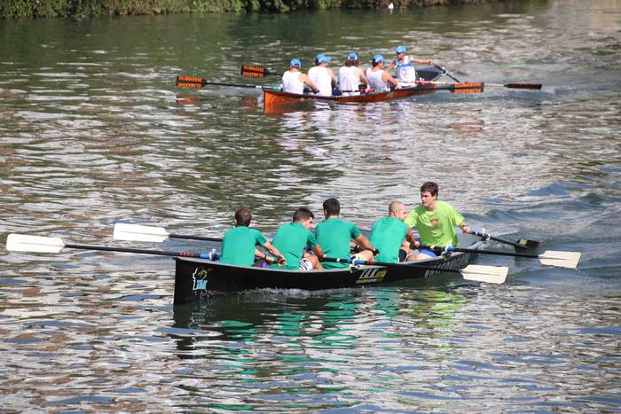 Arraunean, elkartasunez 97 1568470936693