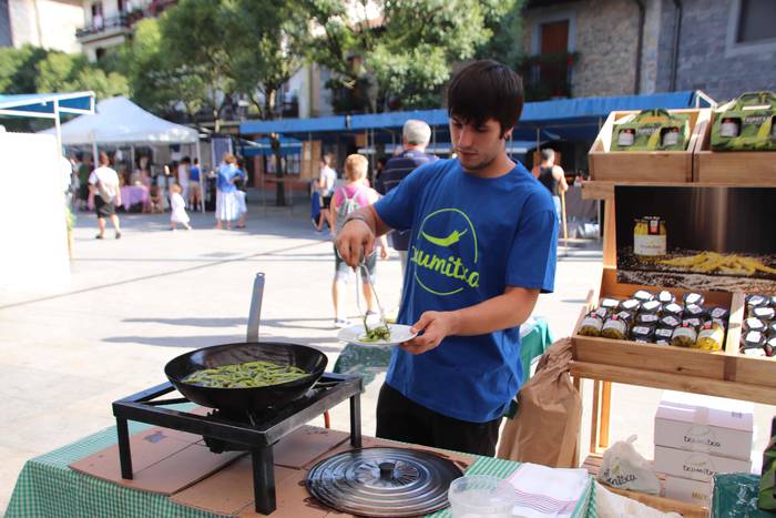 "Ibarra, Azoka eta Piparra" 5 1537102419254