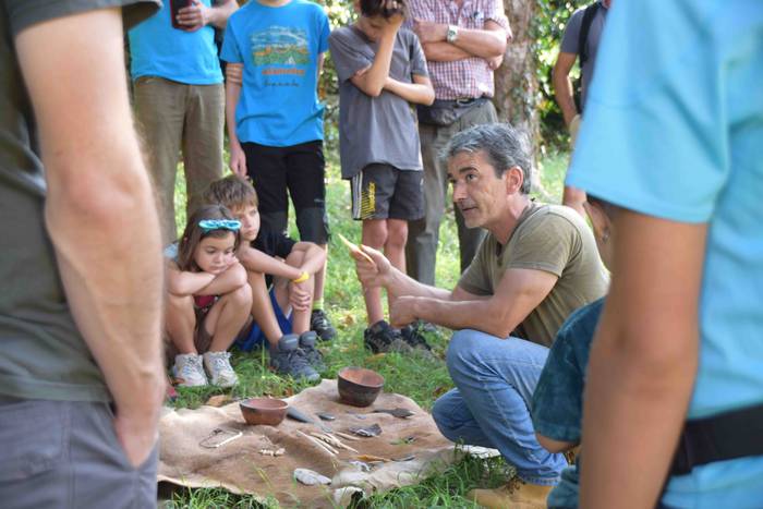 Historiaurreako tailerra, Ar 2 1567241573071