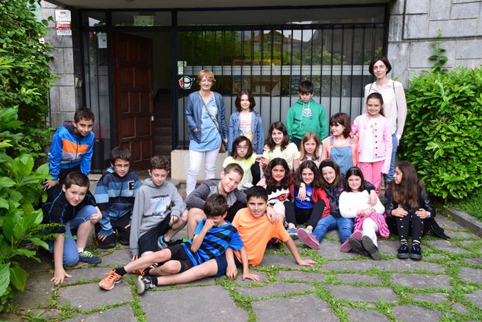 Samaniego ikastetxearen bisita Atarian 2 1465988954252