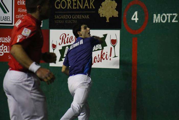 ALTUNA BINAKAKO TXAPELKETA 5 1512761235596