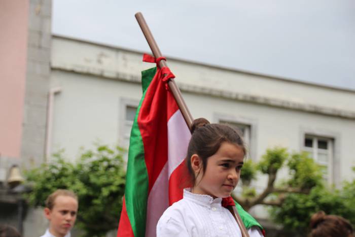 Dantzari txiki eguna Villabonan 44 1465749481897