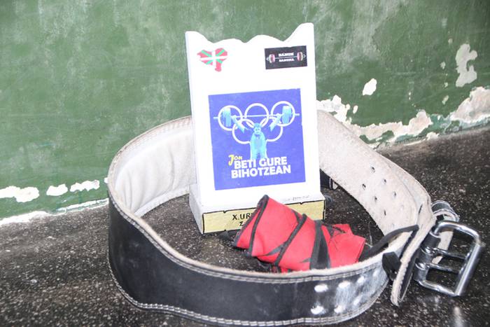 Halterofilia, Jon Tecedor om 44 1529173247443