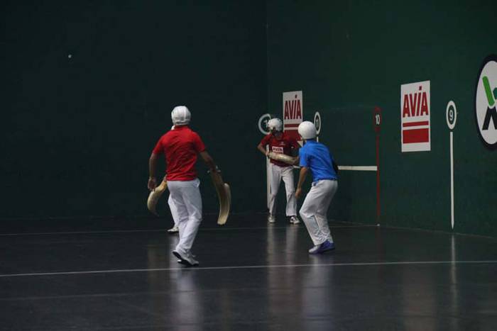 ZESTA PUNTA ELOLAREN OROIMEN 4 1512735302307