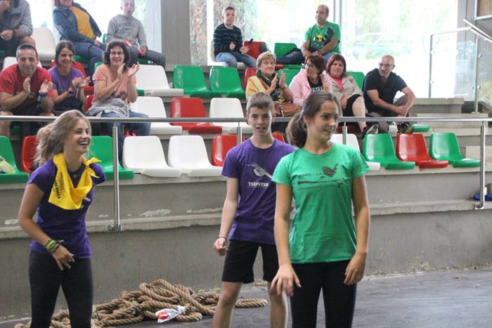 Frontoia, erakustaldiaren ba 6 1502818053172