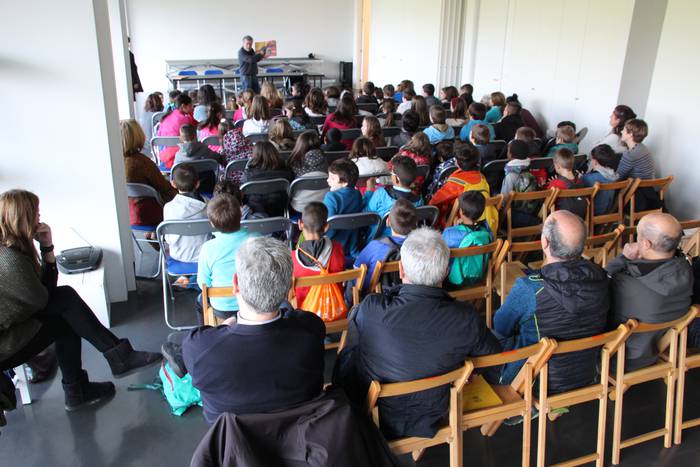 Altzoko Handia protagonista liburu aurkezpena 7 1545316389330