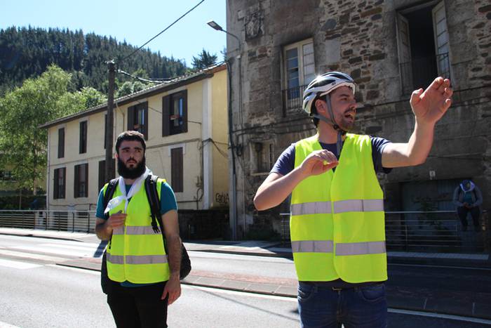 "Gu bezala, beste 100.000 za 33 1528636959895