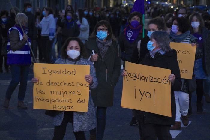 Emakumeek eskualdeko kaleak  45 1615231253134