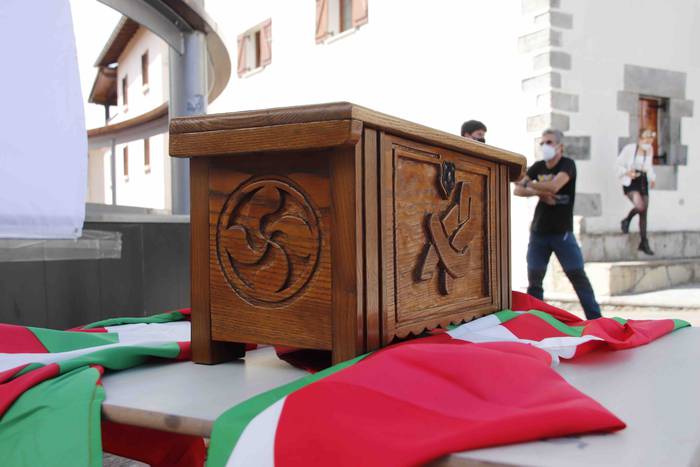 Kutxa Birak Adunan emandakoa 44 1619288089299