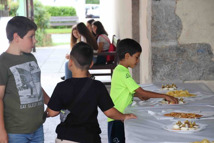 Txalokina dastatuz hasi dute 14 1565530524246