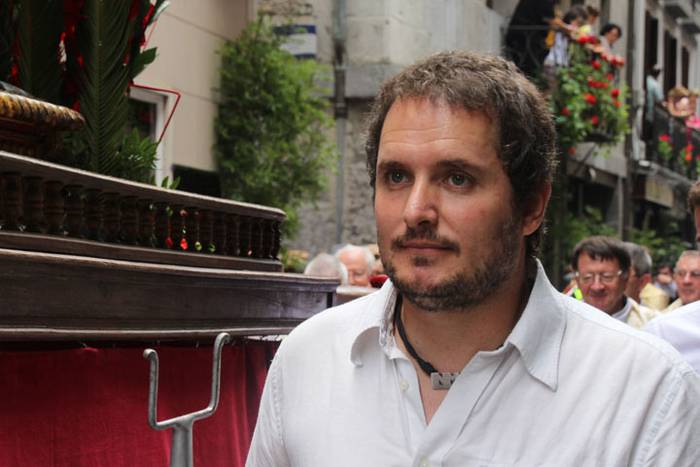 Santuek eta dantzariek poztu 93 1498312692025