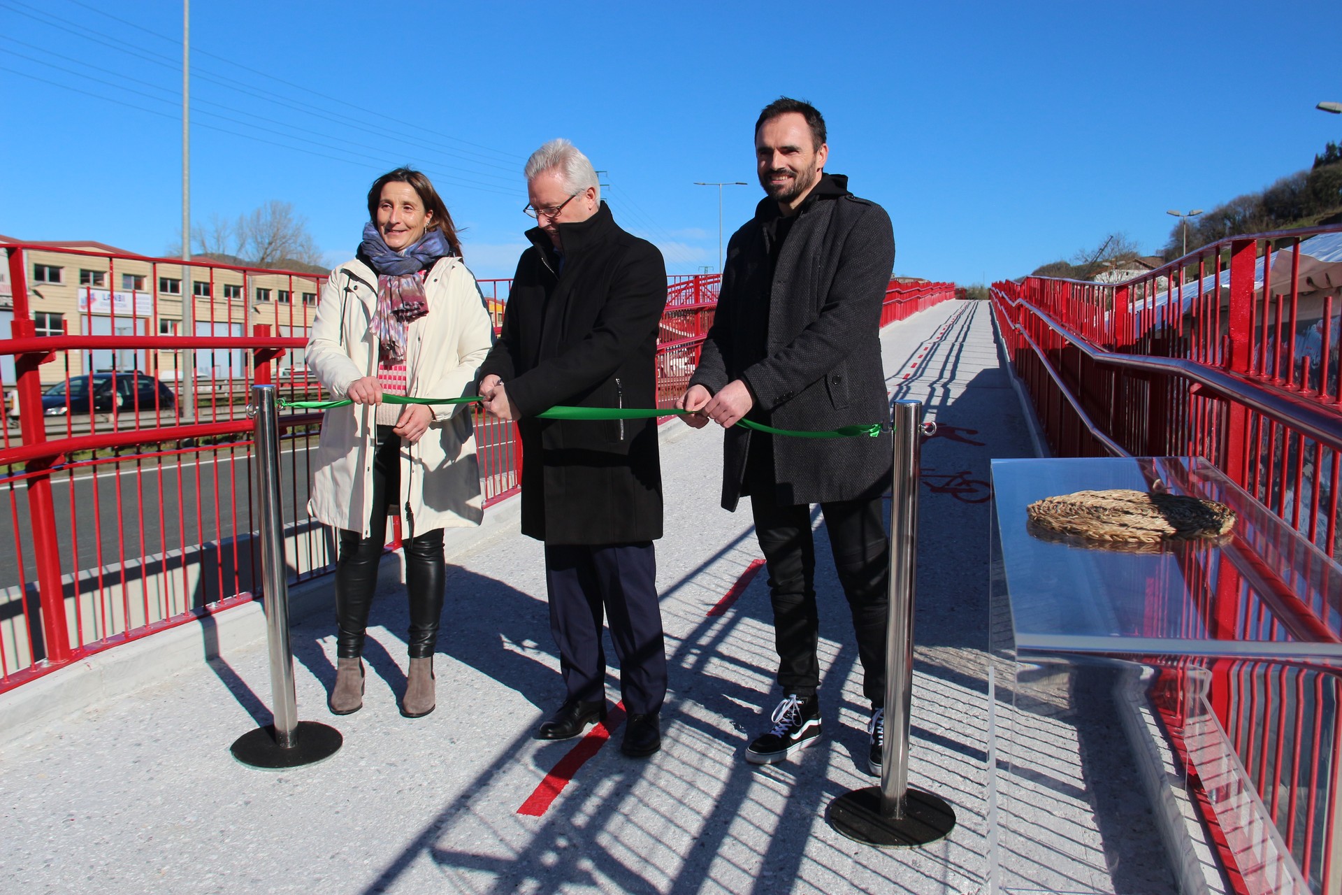 Inauguratu dute Villabona eta Irura arteko bidegorria