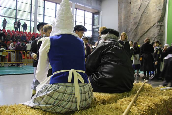 Menditik jaitsi da Olentzero 17 1482586485697