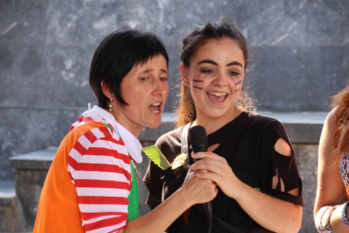 ALBIZTURKO ANDRAMARI JAIAK 2 25 1502728733708