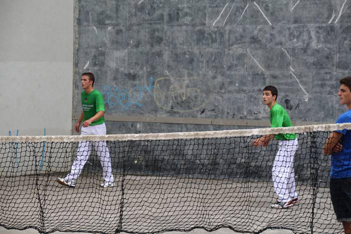 Denetarik festen lehen arratsaldean 42 1469381695166