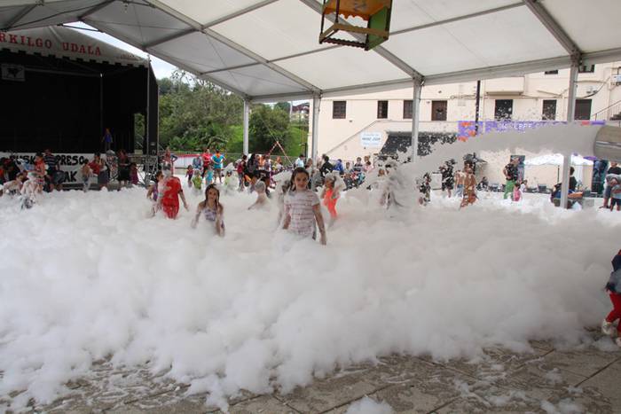 Afar festa txikien gozamener 32 1504784740902