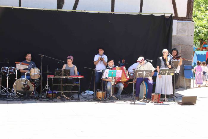 Lizartza Erromeria Eguna 201 49 1559411008128