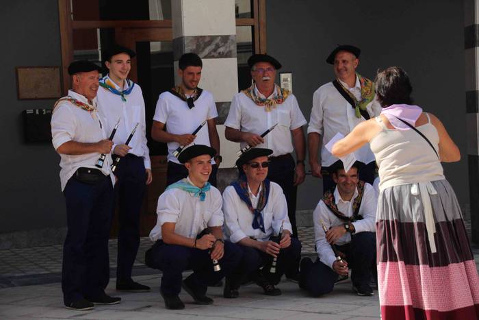 Espaloia bezalako oholtzarik 13 1566560186992