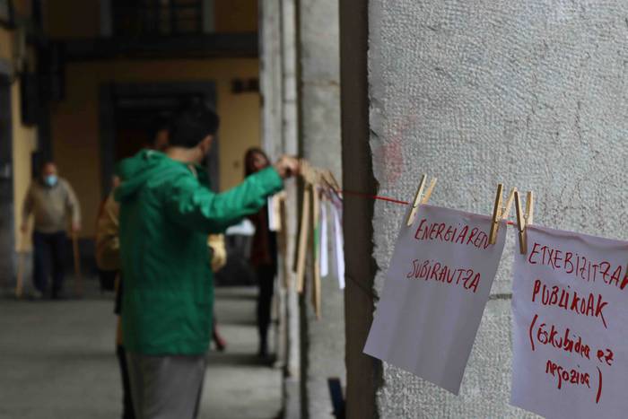 “Plazak aldarriz betetzeko”  10 1591530810811