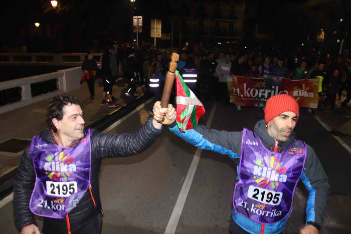 Orain, gaur eta hemen, dena  55 1555133873513