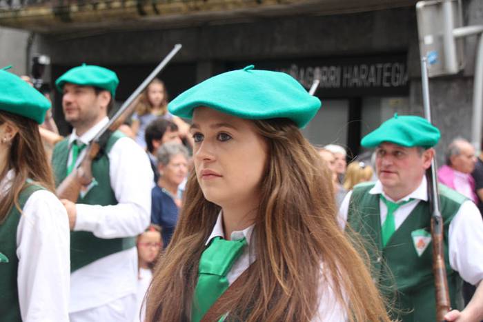 Santuek eta dantzariek poztu 138 1498312949912