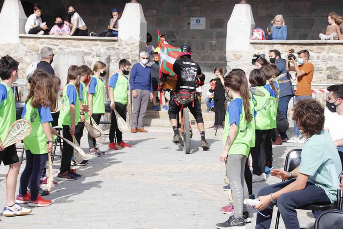 Irurako Kutxa Bira iruditan 9 1619287422091