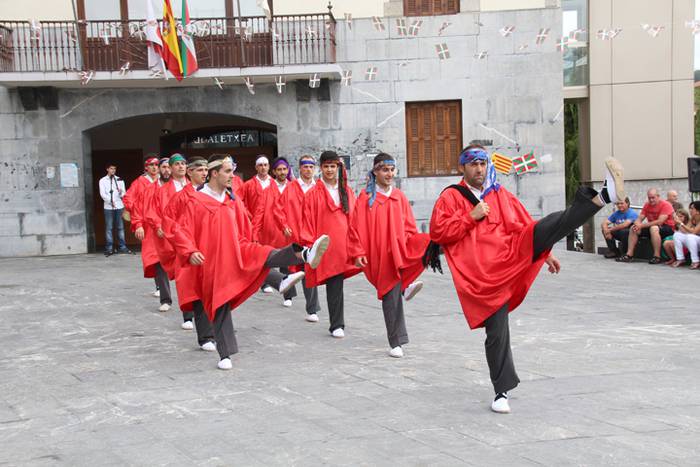 ADUNAKO AMA BIRJINAK 2017. A 33 1502799051960