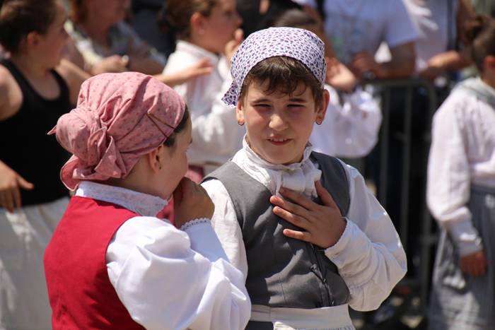 Artisau eta janari azoka iruran 9 1465128723296