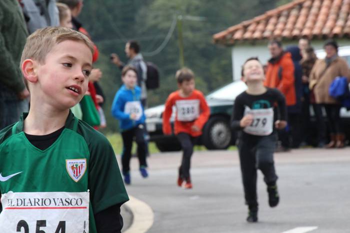 Estutu txikia arnasari  10 1478951352301