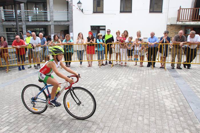 Maldan gora plazara heldu ar 18 1502801335615