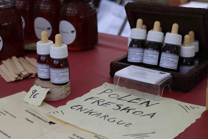 Euskal Azoka egin dute Ikazt 37 1619352404586