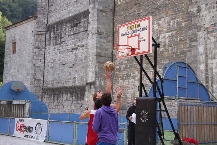 Gazteburua 2015 4 1445089294541