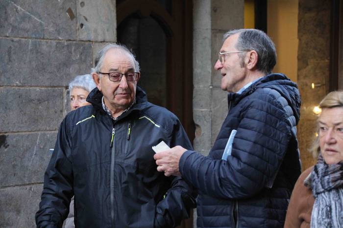 Eztarriak Eguberri doinuz be 6 1577541020017