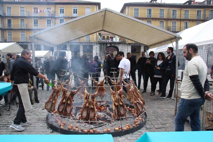 Haragia eta txingarra protag 4 1524932606007