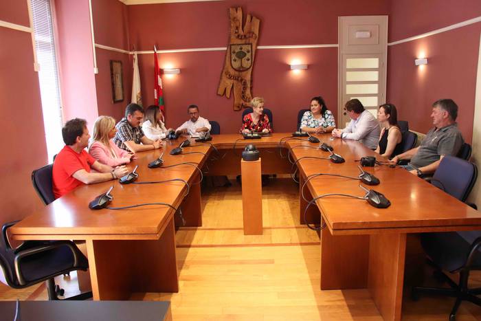 Senidetze Eguna Segundo Mont 8 1559413906318