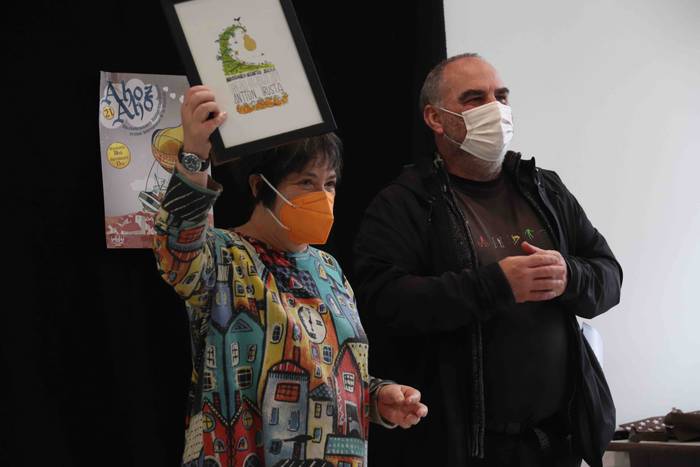 Ahoz Aho Jaialdiko sari bana 13 1615651470489