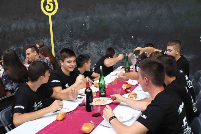 Bazkaldu ere frontoian egite 18 1566484660155