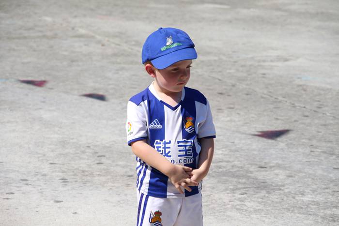 Festak hastearekin batera, j 1 1502727216307