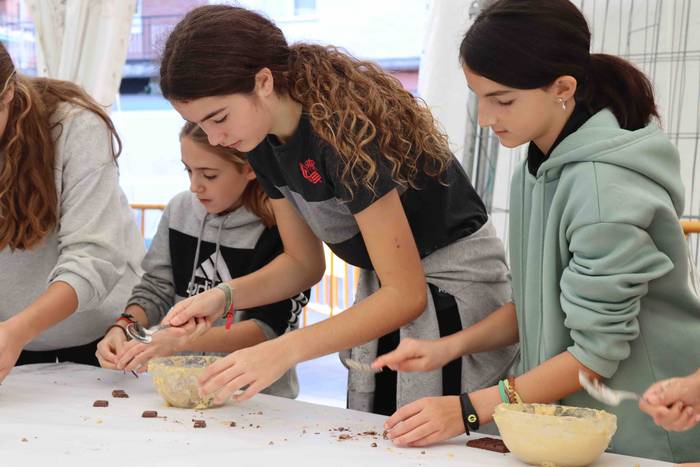 Eskuak zikinduz aritu dira s 19 1665306833658