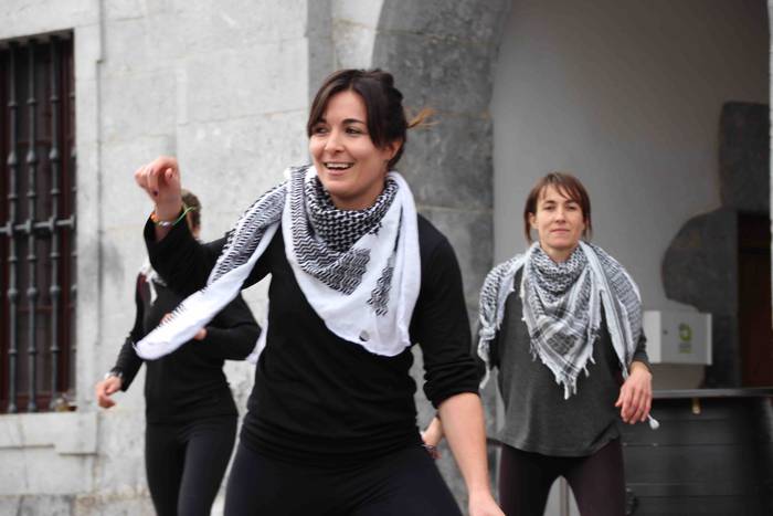 Emakumeek dantzan jarri dute 37 1552145622397